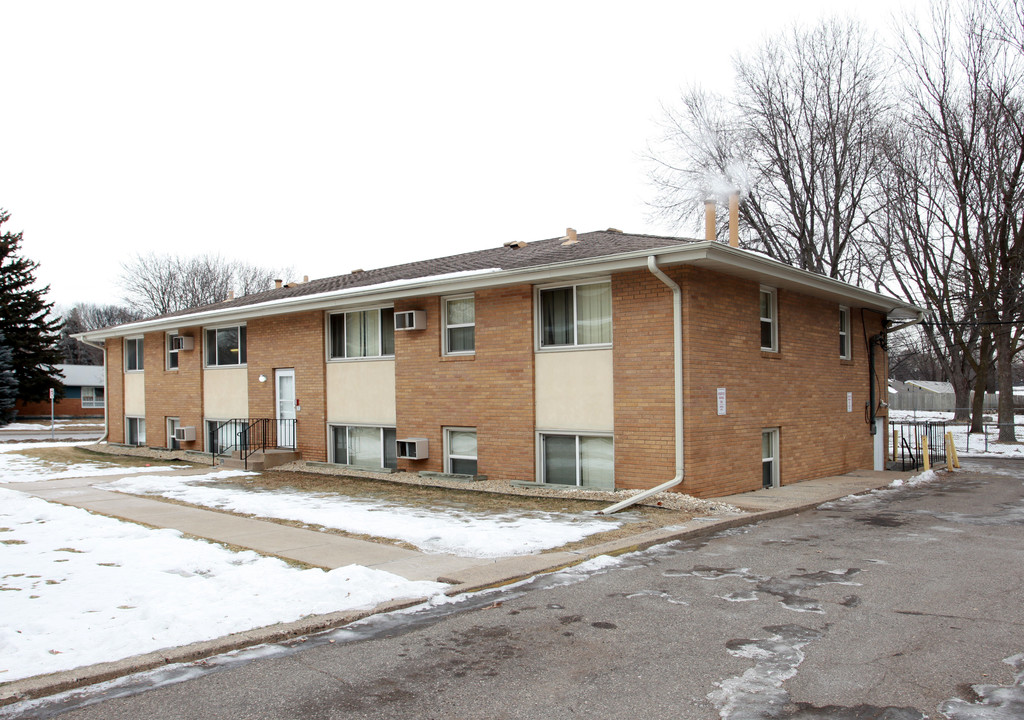 36th Ave Apartments in Crystal, MN - Building Photo