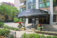 Astor House in Chicago, IL - Foto de edificio - Building Photo