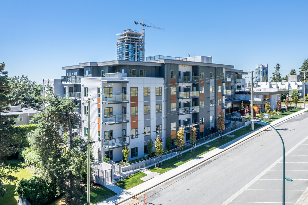 Mountain View Suites in Coquitlam, BC - Building Photo