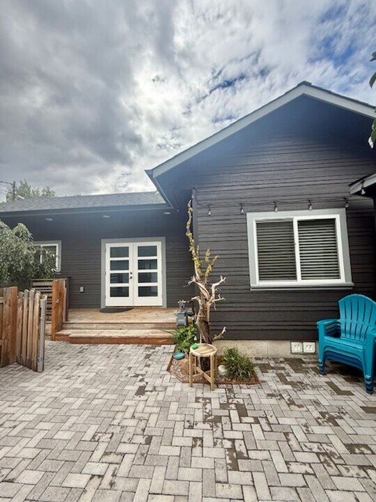 1135 NW Baltimore Ave in Bend, OR - Building Photo
