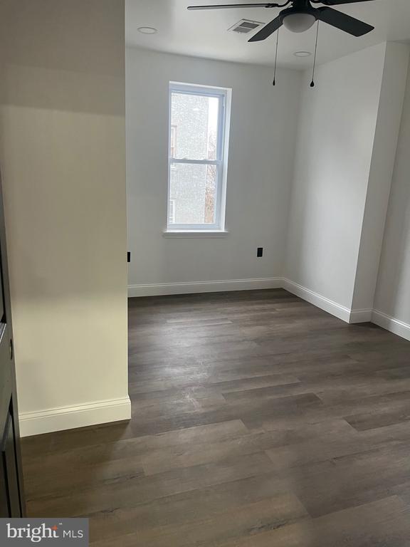 property at 6213 Sansom St