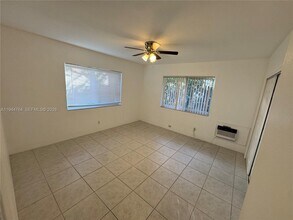 2843 NE 30th St in Fort Lauderdale, FL - Building Photo - Building Photo