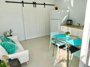 14811 SW 153rd Terrace in Miami, FL - Building Photo - Building Photo