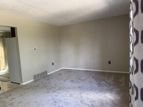 2500 Cleveland Rd in Wooster, OH - Building Photo - Building Photo