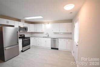 508 E Webb St in Dallas, NC - Building Photo - Building Photo