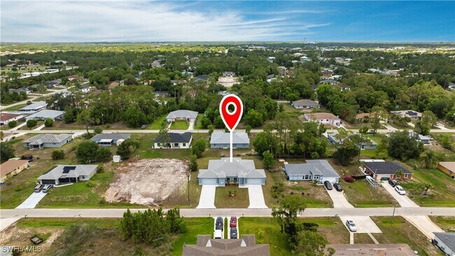 2422 Mae Ave S in Lehigh Acres, FL - Building Photo - Building Photo