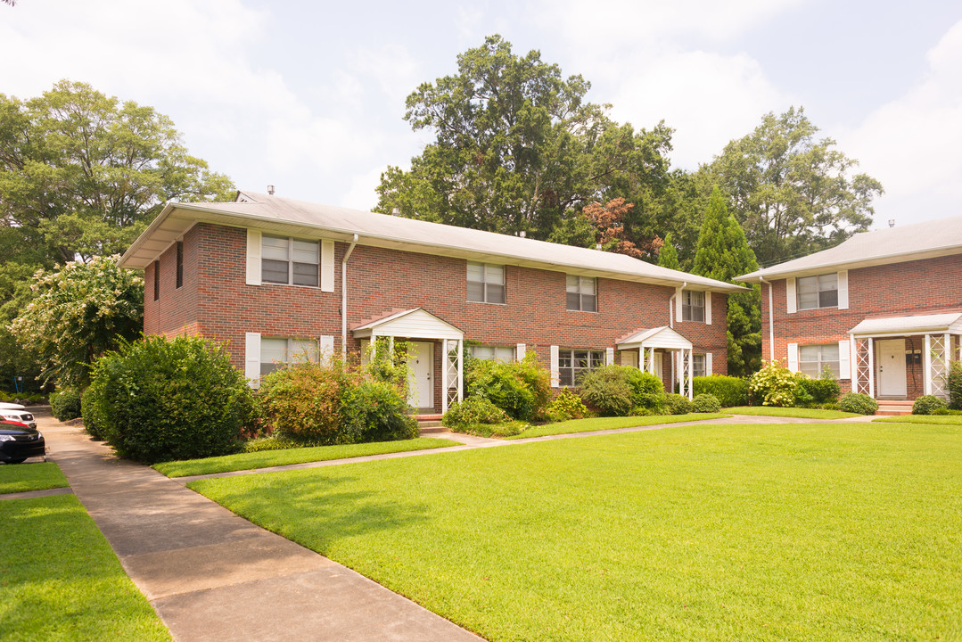 Canterbury Gardens in Birmingham, AL - Building Photo