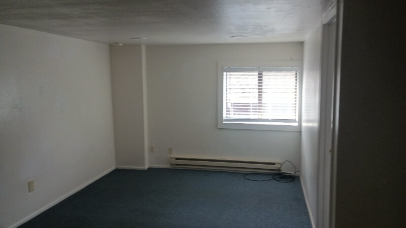 190 S Gulling St in Portola, CA - Building Photo