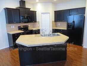 1917 201st St E in Spanaway, WA - Building Photo - Building Photo