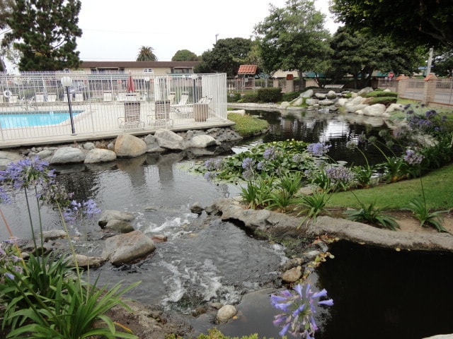 property at 4831 Lago Dr