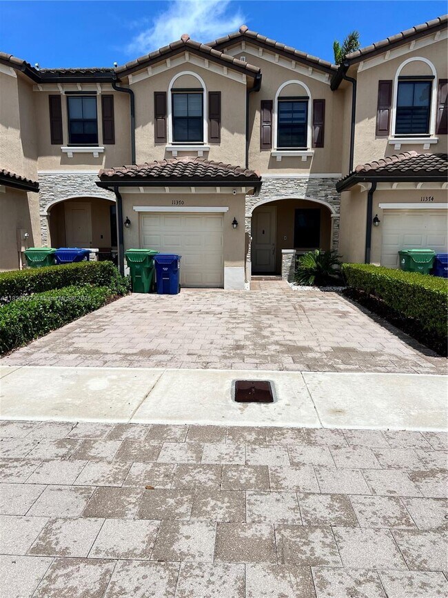11370 SW 254th Terrace