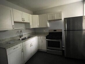 851 N Mozart St in Chicago, IL - Building Photo - Building Photo