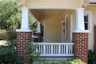 2826 Salado St in Austin, TX - Building Photo - Building Photo