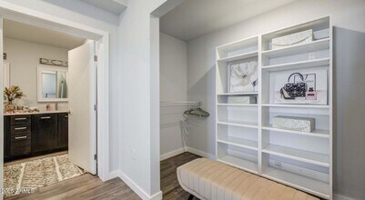 11850 W Fillmore St, Unit 1 in Avondale, AZ - Foto de edificio - Building Photo