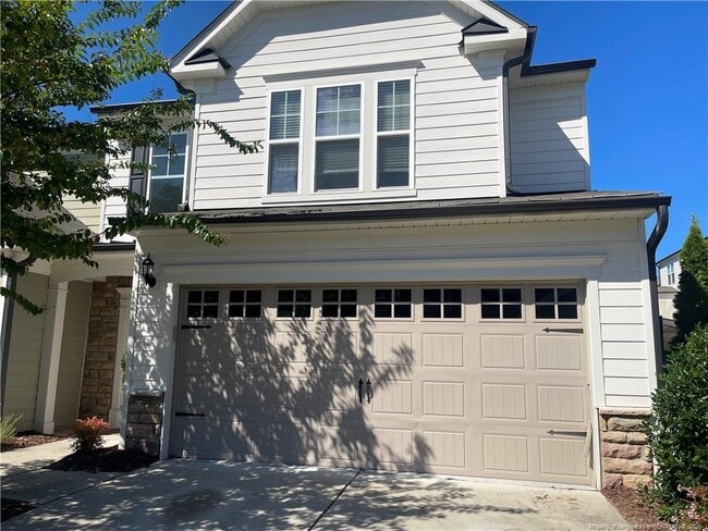 1023 Saffron Lp in Durham, NC - Building Photo - Building Photo