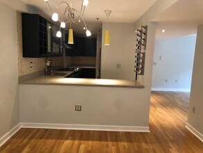 1320 BLOOMFIELD St-Unit -2B in Hoboken, NJ - Foto de edificio - Building Photo