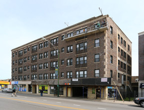 6753-6761 N Clark St in Chicago, IL - Foto de edificio - Building Photo