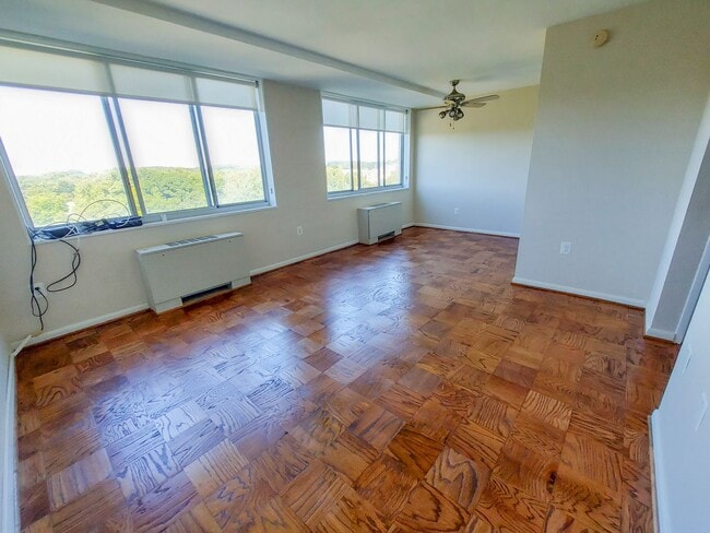 property at 10401 Grosvenor Ln