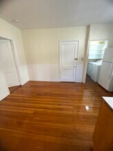 17 Egerton Rd, Unit #1 in Arlington, MA - Building Photo - Building Photo