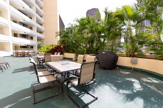 1860 Ala Moana Blvd, Unit 601 in Honolulu, HI - Building Photo - Building Photo