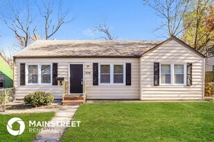 7921 Brooklyn Ave in Kansas City, MO - Building Photo