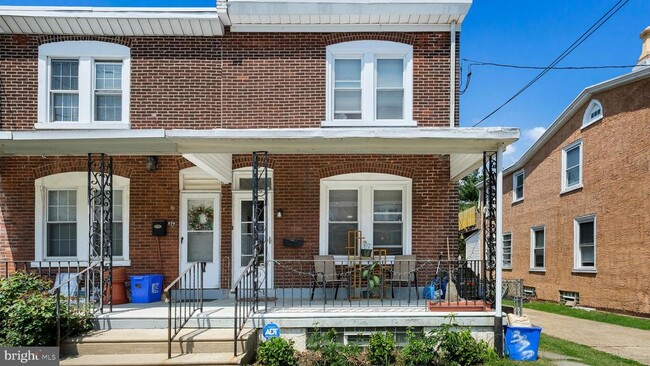 372 Ripka St in Philadelphia, PA - Building Photo - Building Photo