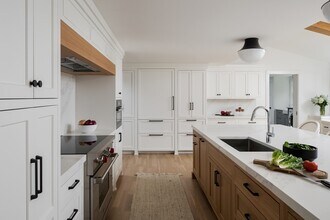 8 Westmoreland Rd in Hingham, MA - Building Photo - Building Photo