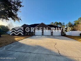 1462 Scenic Oaks Dr in Orange Park, FL - Building Photo