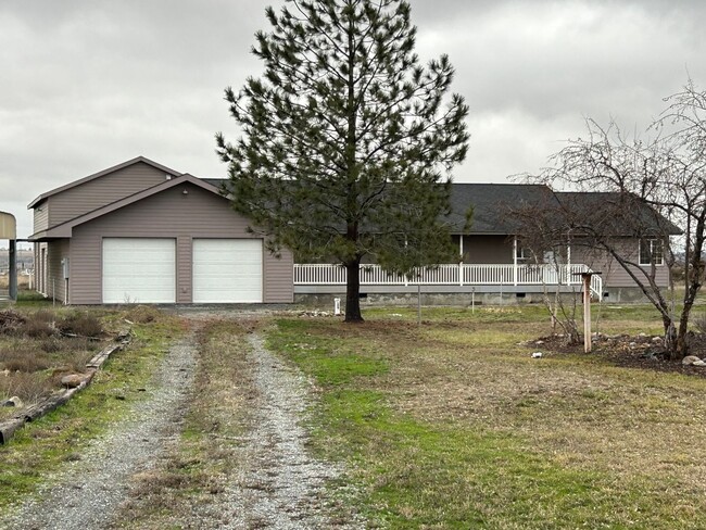 property at 9675 Rd H NE