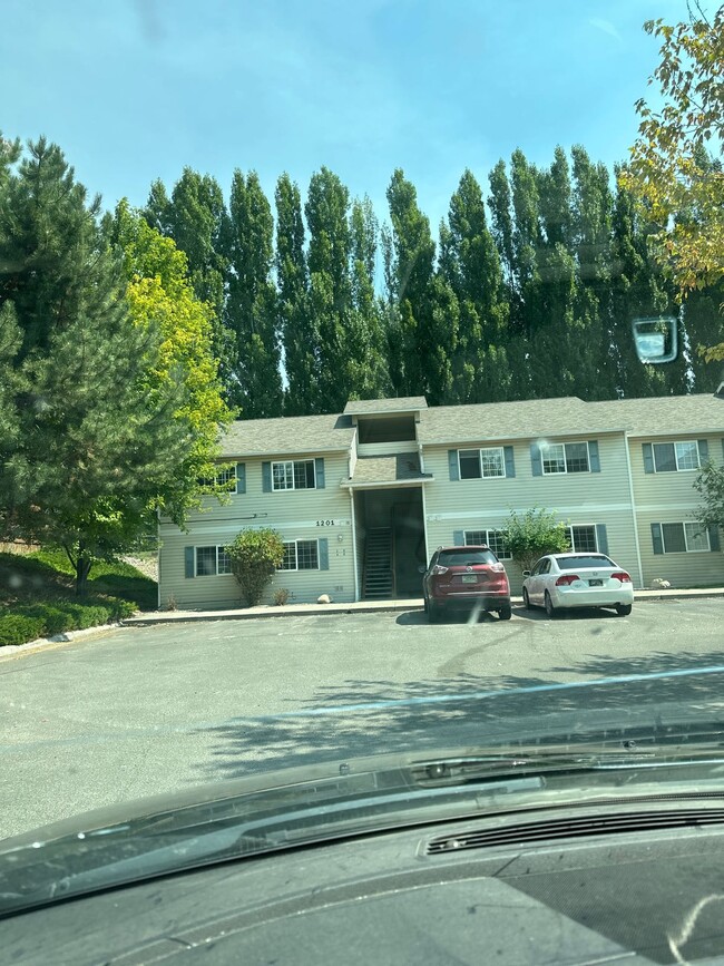 Mountain Shadows in Missoula, MT - Foto de edificio - Building Photo