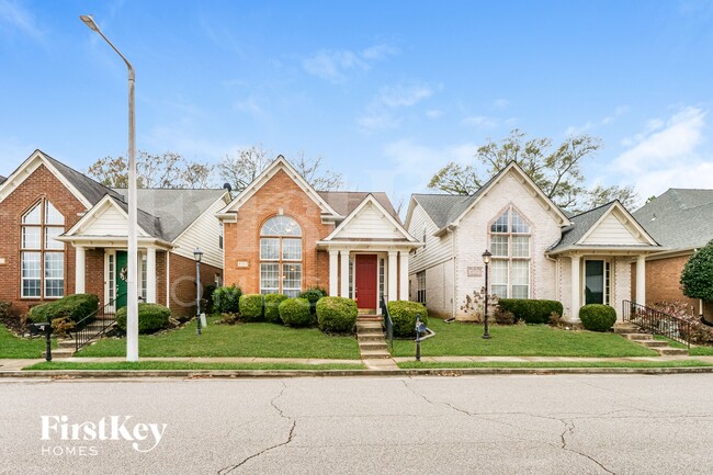 property at 4563 Park Ridge Pkwy