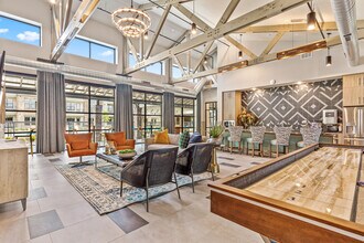 One Preston Station in Celina, TX - Foto de edificio - Interior Photo