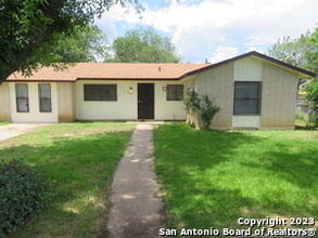 7807 Hobble St in San Antonio, TX - Building Photo - Building Photo