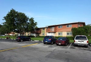 1695 Lee Rd Apartamentos