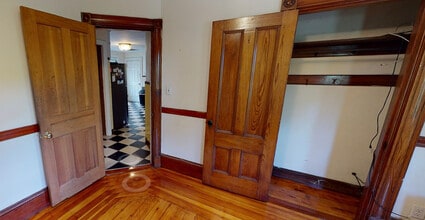 193 Cypress St, Unit 3 in Brookline, MA - Building Photo - Building Photo