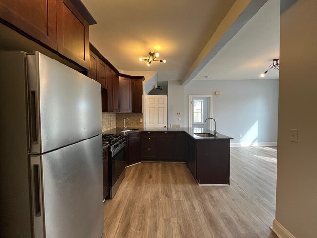 203 Stegman St in Jersey City, NJ - Foto de edificio - Building Photo