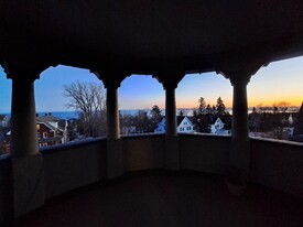 1721 E 1st St in Duluth, MN - Building Photo