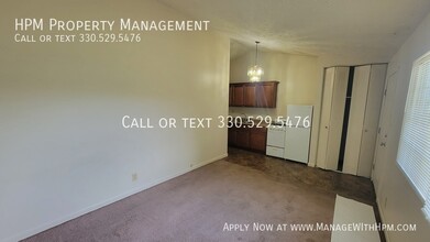 2369 Newton St in Akron, OH - Building Photo - Building Photo