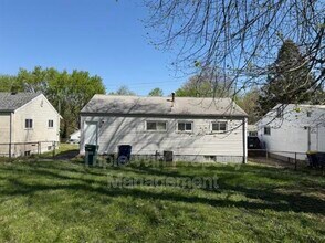 24 Barto Dr in St. Louis, MO - Building Photo - Building Photo