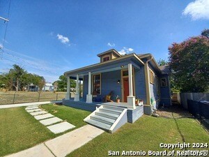 726 Dawson St in San Antonio, TX - Building Photo - Building Photo