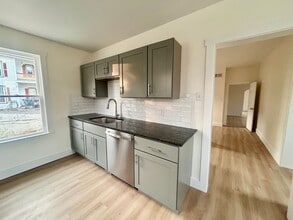 2024 Main St in Lititz, PA - Building Photo - Building Photo