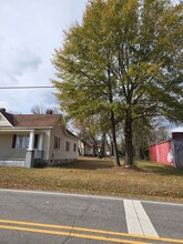 1401 Old Norlina Rd in Henderson, NC - Building Photo - Building Photo