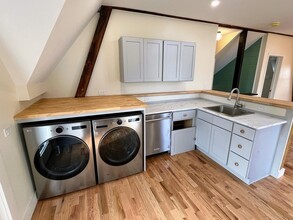 7 Lexington St-Unit -B in Framingham, MA - Building Photo - Building Photo