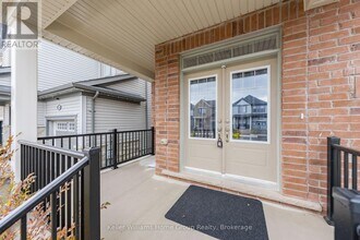 27 Harpin Wy W in Centre Wellington, ON - Building Photo - Building Photo