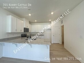 701 Kerry Cattle Dr in Rolesville, NC - Building Photo - Building Photo