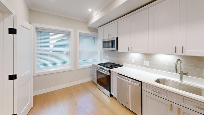 230 Tremont St, Unit 3F in Boston, MA - Building Photo - Building Photo