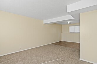 5492 Lilac Ave in West Jordan, UT - Building Photo - Building Photo