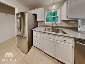 7007 Ware Rd in Charlotte, NC - Building Photo - Building Photo