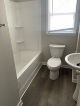 2420 Ivy Ave in Winston-Salem, NC - Building Photo - Building Photo