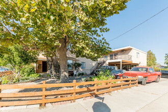 6003 Klump Ave in North Hollywood, CA - Building Photo - Primary Photo